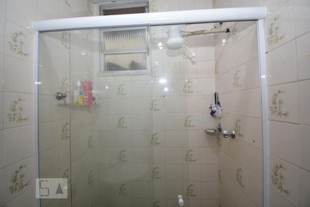 Casa à venda com 240m², 3 quartos e 2 vagasBanheiro da suíte 2