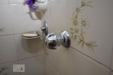 Casa à venda com 240m², 3 quartos e 2 vagasBanheiro da suíte 2