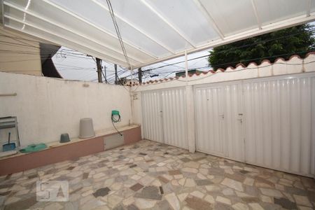 Casa à venda com 240m², 3 quartos e 2 vagasGaragem