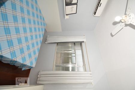 Casa à venda com 240m², 3 quartos e 2 vagasSuíte 2