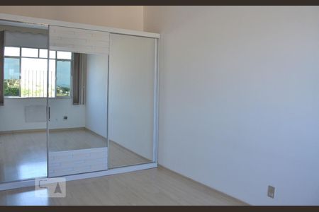 Quarto 1 de apartamento à venda com 2 quartos, 70m² em Jardim Guanabara, Rio de Janeiro