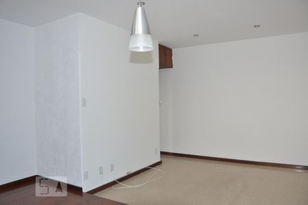 Sala de apartamento à venda com 2 quartos, 70m² em Jardim Guanabara, Rio de Janeiro