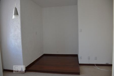 Sala de apartamento à venda com 2 quartos, 70m² em Jardim Guanabara, Rio de Janeiro