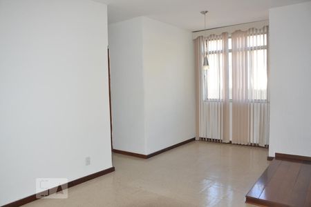 Sala de apartamento à venda com 2 quartos, 70m² em Jardim Guanabara, Rio de Janeiro
