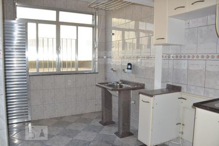 Apartamento à venda com 70m², 2 quartos e 1 vagaÁrea de Serviço