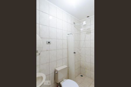 Banheiro de kitnet/studio para alugar com 1 quarto, 40m² em Anchieta, São Bernardo do Campo