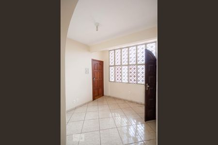 Sala 2 de apartamento para alugar com 2 quartos, 68m² em Carlos Prates, Belo Horizonte