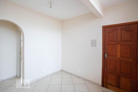 Sala 2 de apartamento para alugar com 2 quartos, 68m² em Carlos Prates, Belo Horizonte