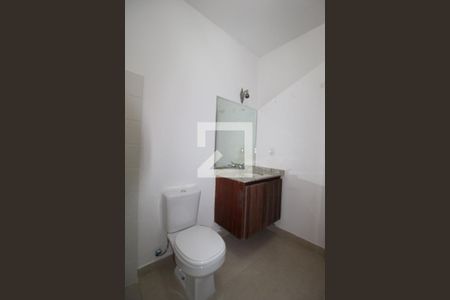 Casa à venda com 323m², 3 quartos e 4 vagasBanheiro da Suíte 2