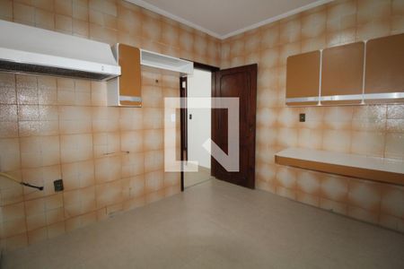 Casa à venda com 323m², 3 quartos e 4 vagasCozinha