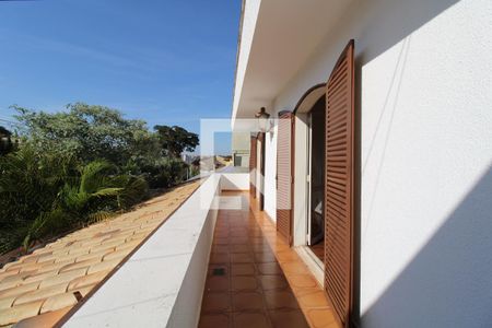 Casa à venda com 323m², 3 quartos e 4 vagasSacada da Antessala e do Quarto 1 (suíte)