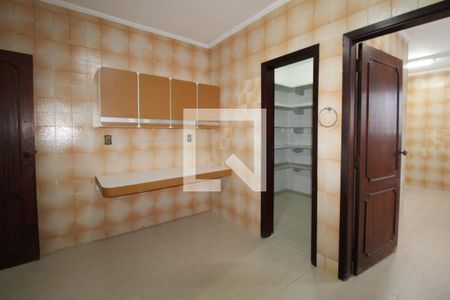 Casa à venda com 323m², 3 quartos e 4 vagasCozinha