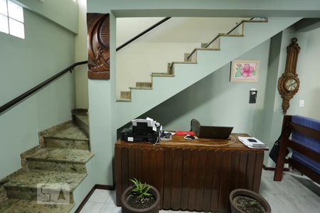 Sala/Escritório de casa para alugar com 3 quartos, 250m² em Vila Talarico, São Paulo