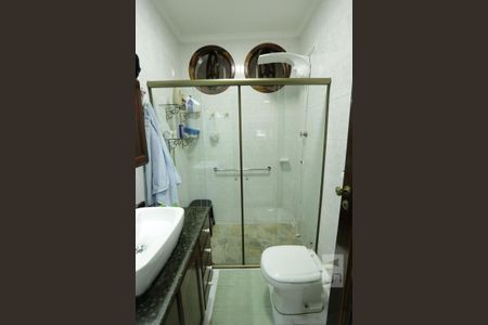 Casa para alugar com 250m², 3 quartos e 2 vagasBanheiro 2