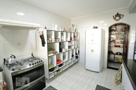 Casa para alugar com 250m², 3 quartos e 2 vagasCozinha