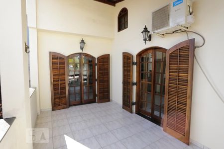 Casa para alugar com 250m², 3 quartos e 2 vagasVaranda