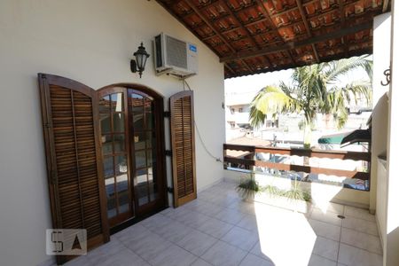Casa para alugar com 250m², 3 quartos e 2 vagasVaranda