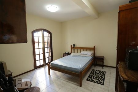 Quarto 1 de casa para alugar com 3 quartos, 250m² em Vila Talarico, São Paulo