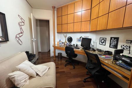 Quarto 1 de apartamento à venda com 3 quartos, 220m² em Perdizes, São Paulo