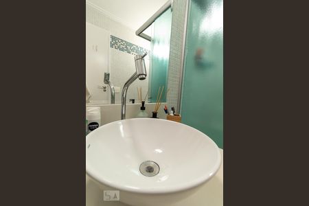 Apartamento à venda com 72m², 2 quartos e 1 vagaBanheiro