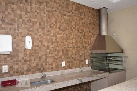 Apartamento para alugar com 44m², 2 quartos e 1 vagaÁrea comum - Churrasqueira