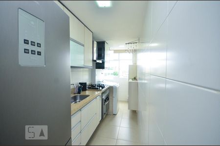 Apartamento à venda com 60m², 2 quartos e 1 vagaCozinha
