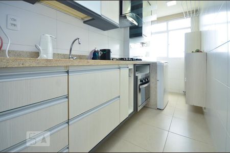 Apartamento à venda com 60m², 2 quartos e 1 vagaCozinha