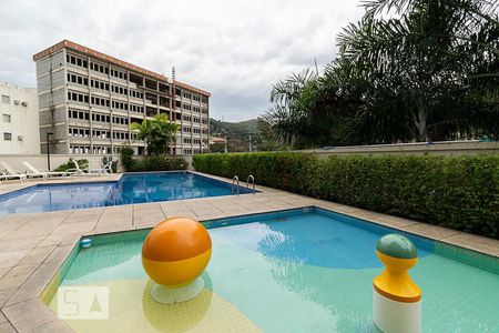 Apartamento à venda com 60m², 2 quartos e 1 vagaÁrea comum - Piscina