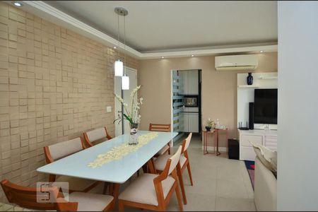 Apartamento à venda com 60m², 2 quartos e 1 vagaSala