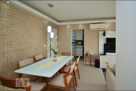 Apartamento à venda com 60m², 2 quartos e 1 vagaSala
