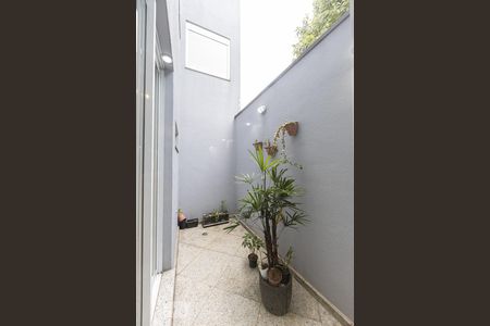 Jardim inverno de casa de condomínio à venda com 4 quartos, 325m² em Vila Bertioga, São Paulo