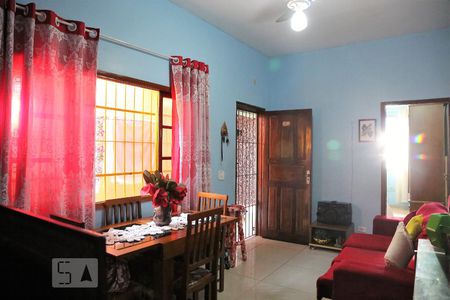 Sala de casa para alugar com 2 quartos, 200m² em Cidade Ocian, Praia Grande