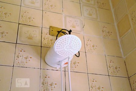 Banheiro Social de casa para alugar com 2 quartos, 200m² em Cidade Ocian, Praia Grande