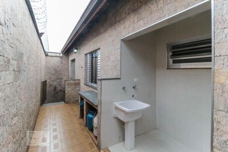 Casa à venda com 100m², 2 quartos e 2 vagasQuintal