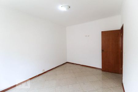 Quarto 1 de casa à venda com 2 quartos, 100m² em Jardim Patente, São Paulo