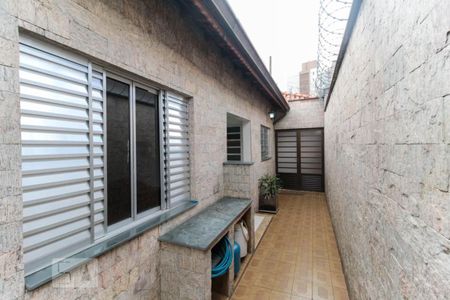 Casa à venda com 100m², 2 quartos e 2 vagasQuintal