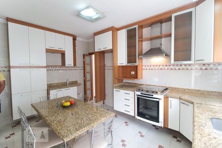 Casa à venda com 100m², 2 quartos e 2 vagasCozinha