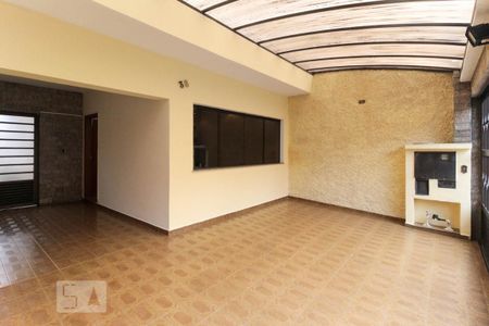 Casa à venda com 100m², 2 quartos e 2 vagasGaragem