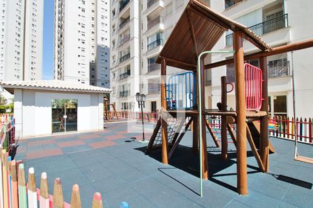 Apartamento à venda com 70m², 2 quartos e 1 vaga Apartamento à venda com 70m², 2 quartos e 1 vagaÁrea Comum - Playground