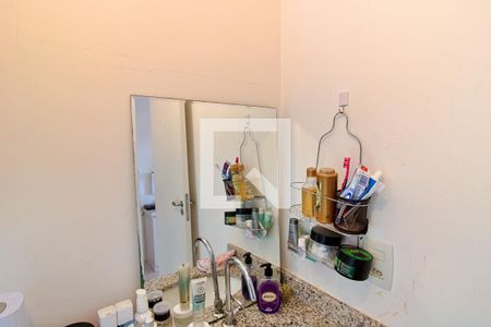 Apartamento à venda com 70m², 2 quartos e 1 vaga Apartamento à venda com 70m², 2 quartos e 1 vagaBanheiro da Suíte