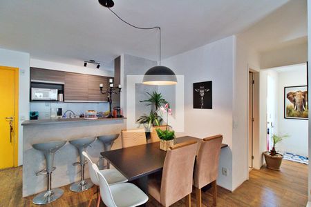 Sala de apartamento à venda com 2 quartos, 70m² em Vila Suzana, São Paulo