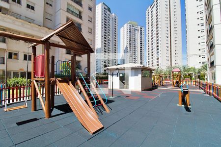 Apartamento à venda com 70m², 2 quartos e 1 vaga Apartamento à venda com 70m², 2 quartos e 1 vagaÁrea Comum - Playground