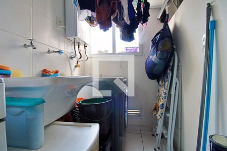 Apartamento à venda com 70m², 2 quartos e 1 vaga Apartamento à venda com 70m², 2 quartos e 1 vagaÁrea de Serviço