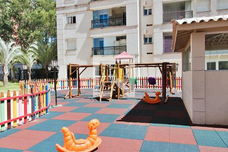 Apartamento à venda com 70m², 2 quartos e 1 vaga Apartamento à venda com 70m², 2 quartos e 1 vagaÁrea Comum - Playground