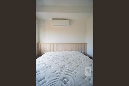 Quarto  de apartamento para alugar com 1 quarto, 35m² em Auxiliadora, Porto Alegre