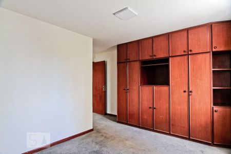 Apartamento para alugar com 165m², 4 quartos e 2 vagasSuíte 2 