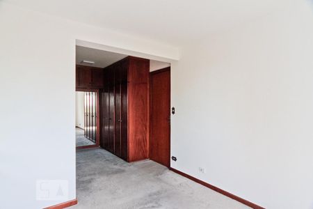 Apartamento para alugar com 165m², 4 quartos e 2 vagasQuarto