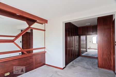 Apartamento para alugar com 165m², 4 quartos e 2 vagasQuarto