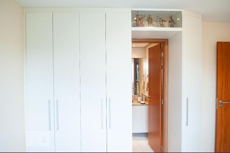 Apartamento à venda com 66m², 2 quartos e 1 vagaQuarto 2 - Suíte