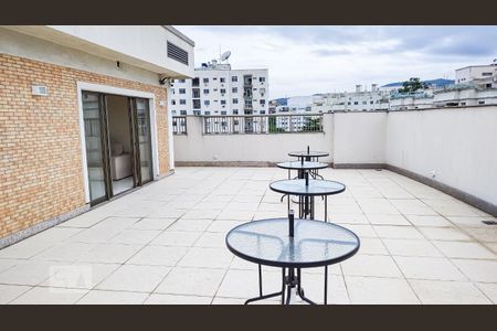 Apartamento à venda com 66m², 2 quartos e 1 vagaÁrea comum - Salão de festas